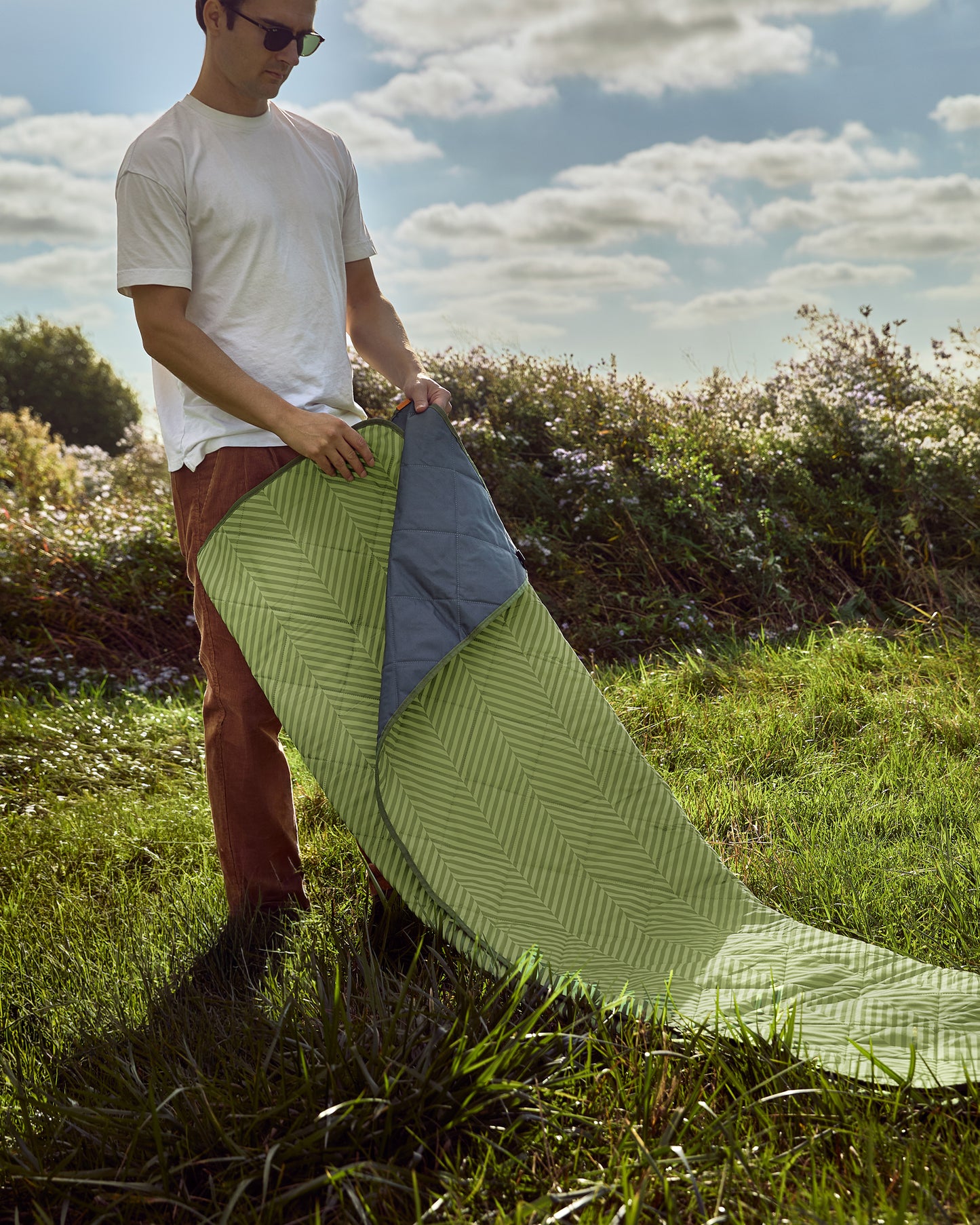 PICNIC BLANKET