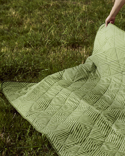 PICNIC BLANKET